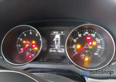 2017 Volkswagen Passat 1.8T S z USA, uszkodzony, nr VIN 1VWAT7A31HC077853